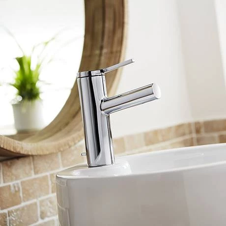 Mira Evolve Monobloc Basin Mixer + Pop-up Waste - 2.1816.001 2 Mira Evolve Monobloc Basin Mixer + Pop-up Waste - 2.1816.001 - Image 2