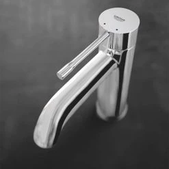 Grohe Essence S-Size Mono Basin Mixer with Pop-up Waste - Chrome - 23589001 -Basin Taps Shop 23589001 D3 460