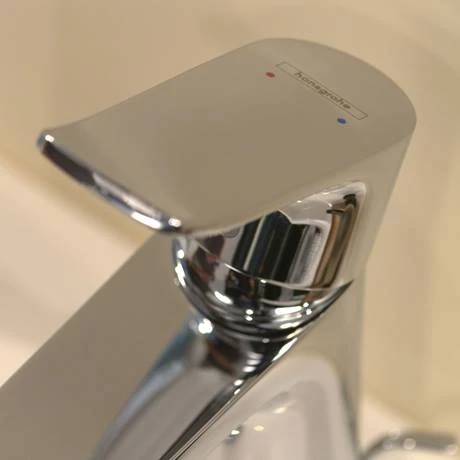 Hansgrohe Metris Cloakroom Single Lever Basin Mixer 100 with Pop-up Waste - 31088000 2 Hansgrohe Metris Cloakroom Single Lever Basin Mixer 100 with Pop-up Waste - 31088000 - Image 2