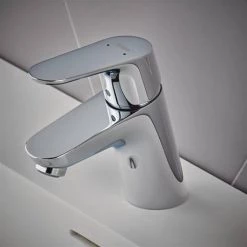 Hansgrohe Focus Single Lever Basin Mixer 70 without Waste - 31733000 -Basin Taps Shop 31733000.ai2 460