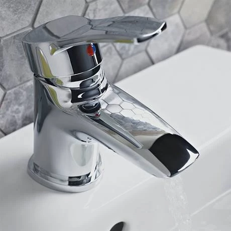 Bristan Capri Contemporary Basin Mixer with Pop-Up Waste - Chrome - CAP-BAS-C 2 Bristan Capri Contemporary Basin Mixer with Pop-Up Waste - Chrome - CAP-BAS-C - Image 2