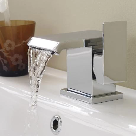 Nuie Minimalist Side Action Mono Basin Mixer - TMI305 3 Nuie Minimalist Side Action Mono Basin Mixer - TMI305 - Image 3