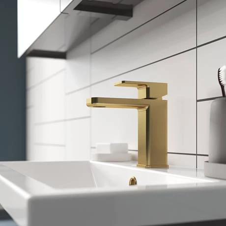Venice Cubo Brushed Brass Mono Basin Mixer with Push Button Waste 2 Venice Cubo Brushed Brass Mono Basin Mixer with Push Button Waste - Image 2