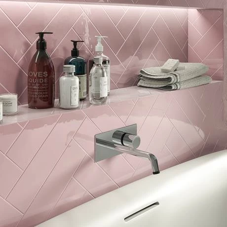 Venice Modern Round Wall Mounted Bath or Basin Mixer - Chrome 2 Venice Modern Round Wall Mounted Bath or Basin Mixer - Chrome - Image 2